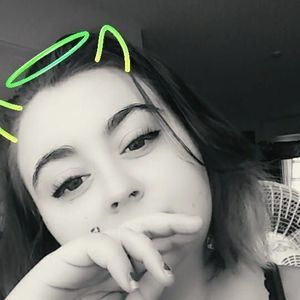 Meet your Posher, Felicity